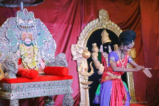 http://nithyananda.org/sites/default/files/photo-gallery/2018-10Oct-12-nithyananda-diary_bengaluru-aadheenam_uttamotama-seva_7T9A9158.JPG