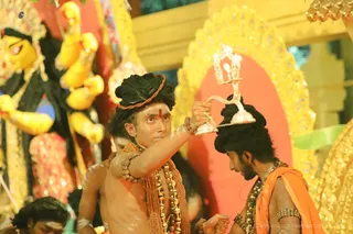http://nithyananda.org/sites/default/files/photo-gallery/2018-10Oct-12-nithyananda-diary_bengaluru-aadheenam_uttamotama-seva_7T9A9334.JPG