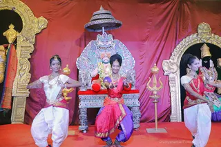 http://nithyananda.org/sites/default/files/photo-gallery/2018-10Oct-12-nithyananda-diary_bengaluru-aadheenam_uttamotama-seva_7T9A9415.JPG