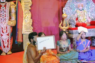 http://nithyananda.org/sites/default/files/photo-gallery/2018-10Oct-12-nithyananda-diary_bengaluru-aadheenam_uttamotama-seva_7T9A9464.JPG