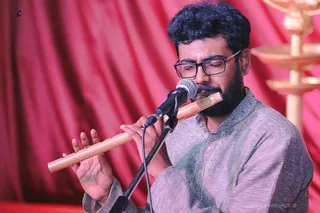 http://nithyananda.org/sites/default/files/photo-gallery/2018-10Oct-13-nithyananda-diary_bengaluru-aadheenam_uttamotama-seva_7T7A9941.JPG