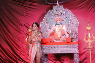 http://nithyananda.org/sites/default/files/photo-gallery/2018-10Oct-13-nithyananda-diary_bengaluru-aadheenam_uttamotama-seva_7T9A0026.JPG