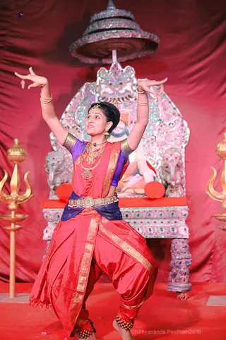 http://nithyananda.org/sites/default/files/photo-gallery/2018-10Oct-13-nithyananda-diary_bengaluru-aadheenam_uttamotama-seva_7T9A0033.JPG