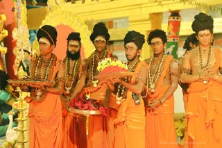 http://nithyananda.org/sites/default/files/photo-gallery/2018-10Oct-13-nithyananda-diary_bengaluru-aadheenam_uttamotama-seva_7T9A0097.JPG