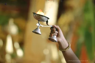 http://nithyananda.org/sites/default/files/photo-gallery/2018-10Oct-13-nithyananda-diary_bengaluru-aadheenam_uttamotama-seva_7T9A9809.JPG