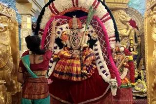 http://nithyananda.org/sites/default/files/photo-gallery/2018-10Oct-14-nithyananda-diary_bengaluru-aadheenam_uttamotama-seva_7T9A0323.JPG