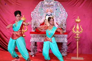 http://nithyananda.org/sites/default/files/photo-gallery/2018-10Oct-14-nithyananda-diary_bengaluru-aadheenam_uttamotama-seva_7T9A0409_0.JPG