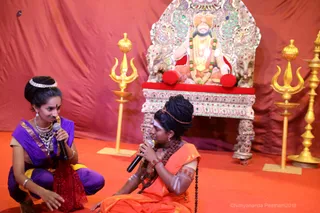 http://nithyananda.org/sites/default/files/photo-gallery/2018-10Oct-14-nithyananda-diary_bengaluru-aadheenam_uttamotama-seva_7T9A0519.JPG