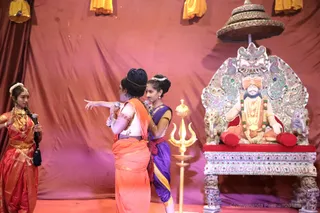 http://nithyananda.org/sites/default/files/photo-gallery/2018-10Oct-14-nithyananda-diary_bengaluru-aadheenam_uttamotama-seva_7T9A0535.JPG