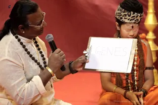 http://nithyananda.org/sites/default/files/photo-gallery/2018-10Oct-15-nithyananda-diary_bengaluru-aadheenam_uttamotama-seva_7T7A0590.JPG