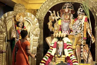 http://nithyananda.org/sites/default/files/photo-gallery/2018-10Oct-15-nithyananda-diary_bengaluru-aadheenam_uttamotama-seva_7T7A0791.JPG