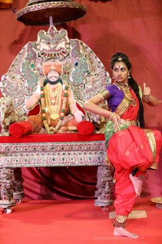 http://nithyananda.org/sites/default/files/photo-gallery/2018-10Oct-15-nithyananda-diary_bengaluru-aadheenam_uttamotama-seva_7T7A1132.JPG