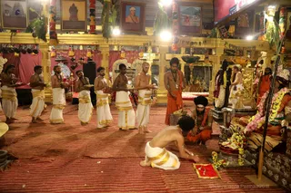 http://nithyananda.org/sites/default/files/photo-gallery/2018-10Oct-15-nithyananda-diary_bengaluru-aadheenam_uttamotama-seva_7T9A0765.JPG