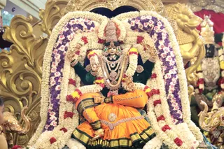 http://nithyananda.org/sites/default/files/photo-gallery/2018-10Oct-15-nithyananda-diary_bengaluru-aadheenam_uttamotama-seva_7T9A0785.JPG