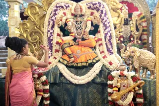 http://nithyananda.org/sites/default/files/photo-gallery/2018-10Oct-15-nithyananda-diary_bengaluru-aadheenam_uttamotama-seva_7T9A0787.JPG