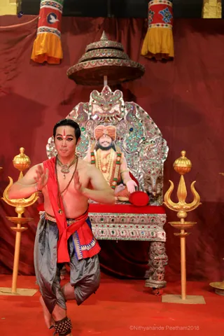 http://nithyananda.org/sites/default/files/photo-gallery/2018-10Oct-15-nithyananda-diary_bengaluru-aadheenam_uttamotama-seva_7T9A1028.JPG