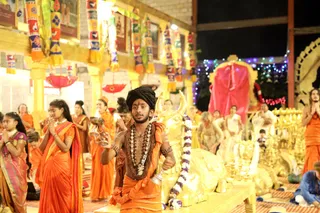 http://nithyananda.org/sites/default/files/photo-gallery/2018-10Oct-15-nithyananda-diary_bengaluru-aadheenam_uttamotama-seva_7T9A1086.JPG