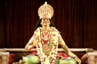 http://nithyananda.org/sites/default/files/photo-gallery/2018-10Oct-15-nithyananda-diary_bengaluru-aadheenam_uttamotama-seva_7T9A1107.JPG