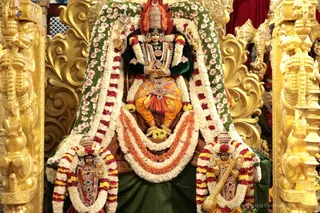 http://nithyananda.org/sites/default/files/photo-gallery/2018-10Oct-16-nithyananda-diary_bengaluru-aadheenam_uttamotama-seva_7T7A1173_0.JPG