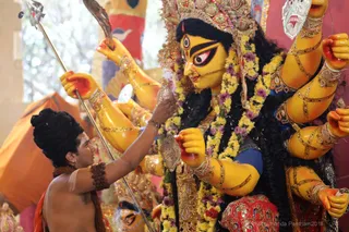http://nithyananda.org/sites/default/files/photo-gallery/2018-10Oct-16-nithyananda-diary_bengaluru-aadheenam_uttamotama-seva_7T7A1366.JPG