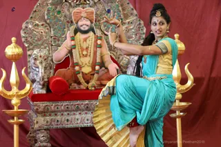 http://nithyananda.org/sites/default/files/photo-gallery/2018-10Oct-16-nithyananda-diary_bengaluru-aadheenam_uttamotama-seva_7T7A1521.JPG