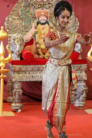 http://nithyananda.org/sites/default/files/photo-gallery/2018-10Oct-16-nithyananda-diary_bengaluru-aadheenam_uttamotama-seva_7T7A1570.JPG