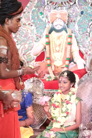 http://nithyananda.org/sites/default/files/photo-gallery/2018-10Oct-16-nithyananda-diary_bengaluru-aadheenam_uttamotama-seva_7T7A1596.JPG