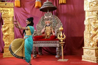 http://nithyananda.org/sites/default/files/photo-gallery/2018-10Oct-16-nithyananda-diary_bengaluru-aadheenam_uttamotama-seva_7T9A1400.JPG