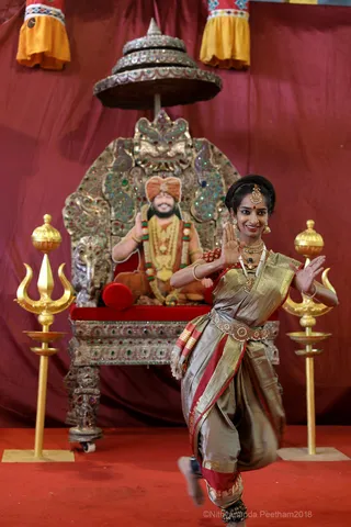 http://nithyananda.org/sites/default/files/photo-gallery/2018-10Oct-16-nithyananda-diary_bengaluru-aadheenam_uttamotama-seva_7T9A1424.JPG