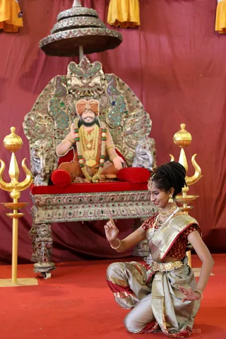 http://nithyananda.org/sites/default/files/photo-gallery/2018-10Oct-16-nithyananda-diary_bengaluru-aadheenam_uttamotama-seva_7T9A1426.JPG