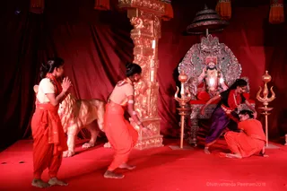 http://nithyananda.org/sites/default/files/photo-gallery/2018-10Oct-16-nithyananda-diary_bengaluru-aadheenam_uttamotama-seva_7T9A1620.JPG
