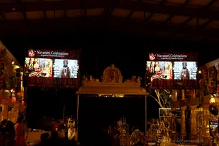 http://nithyananda.org/sites/default/files/photo-gallery/2018-10Oct-16-nithyananda-diary_bengaluru-aadheenam_uttamotama-seva_7T9A1694.JPG