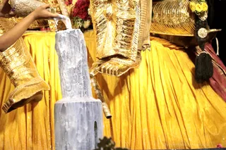 http://nithyananda.org/sites/default/files/photo-gallery/2018-10Oct-17-nithyananda-diary_bengaluru-aadheenam_uttamotama-seva_7T7A1847.JPG
