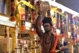 http://nithyananda.org/sites/default/files/photo-gallery/2018-10Oct-17-nithyananda-diary_bengaluru-aadheenam_uttamotama-seva_7T7A1934.JPG