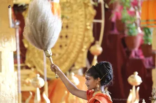 http://nithyananda.org/sites/default/files/photo-gallery/2018-10Oct-17-nithyananda-diary_bengaluru-aadheenam_uttamotama-seva_7T7A2023.JPG