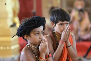 http://nithyananda.org/sites/default/files/photo-gallery/2018-10Oct-17-nithyananda-diary_bengaluru-aadheenam_uttamotama-seva_7T7A2176.JPG