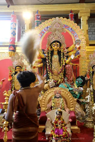 http://nithyananda.org/sites/default/files/photo-gallery/2018-10Oct-17-nithyananda-diary_bengaluru-aadheenam_uttamotama-seva_7T9A1925.JPG