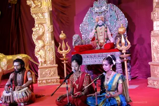 http://nithyananda.org/sites/default/files/photo-gallery/2018-10Oct-17-nithyananda-diary_bengaluru-aadheenam_uttamotama-seva_7T9A2318.JPG