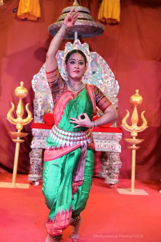http://nithyananda.org/sites/default/files/photo-gallery/2018-10Oct-17-nithyananda-diary_bengaluru-aadheenam_uttamotama-seva_7T9A2450.JPG