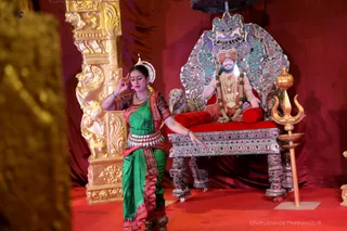 http://nithyananda.org/sites/default/files/photo-gallery/2018-10Oct-17-nithyananda-diary_bengaluru-aadheenam_uttamotama-seva_7T9A2459.JPG