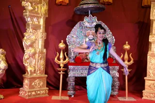 http://nithyananda.org/sites/default/files/photo-gallery/2018-10Oct-17-nithyananda-diary_bengaluru-aadheenam_uttamotama-seva_7T9A2682.JPG