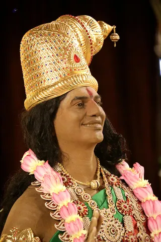 http://nithyananda.org/sites/default/files/photo-gallery/2018-10Oct-18-nithyananda-diary_bengaluru-aadheenam_uttamotama-seva_7T7A3074.JPG