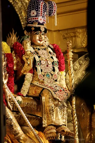 http://nithyananda.org/sites/default/files/photo-gallery/2018-10Oct-18-nithyananda-diary_bengaluru-aadheenam_uttamotama-seva_7T7A3083.JPG