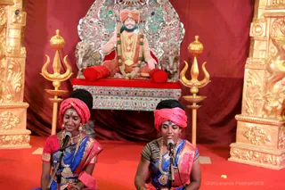 http://nithyananda.org/sites/default/files/photo-gallery/2018-10Oct-18-nithyananda-diary_bengaluru-aadheenam_uttamotama-seva_7T9A3245.JPG
