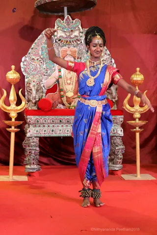 http://nithyananda.org/sites/default/files/photo-gallery/2018-10Oct-18-nithyananda-diary_bengaluru-aadheenam_uttamotama-seva_7T9A3259.JPG