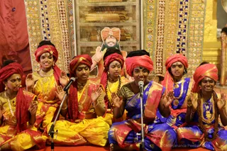 http://nithyananda.org/sites/default/files/photo-gallery/2018-10Oct-18-nithyananda-diary_bengaluru-aadheenam_uttamotama-seva_7T9A3307.JPG