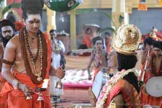 http://nithyananda.org/sites/default/files/photo-gallery/2018-10Oct-19-nithyananda-diary_bengaluru-aadheenam_uttamotama-seva_7T7A3511.JPG