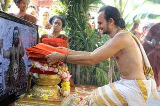 http://nithyananda.org/sites/default/files/photo-gallery/2018-10Oct-19-nithyananda-diary_bengaluru-aadheenam_uttamotama-seva_7T9A3410.JPG