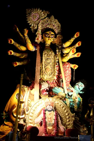 http://nithyananda.org/sites/default/files/photo-gallery/2018-10Oct-19-nithyananda-diary_bengaluru-aadheenam_uttamotama-seva_7T9A3563.JPG