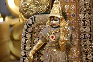 http://nithyananda.org/sites/default/files/photo-gallery/2018-10Oct-21-nithyananda-diary_bengaluru-aadheenam_uttamotama-seva_7T7A3704.JPG